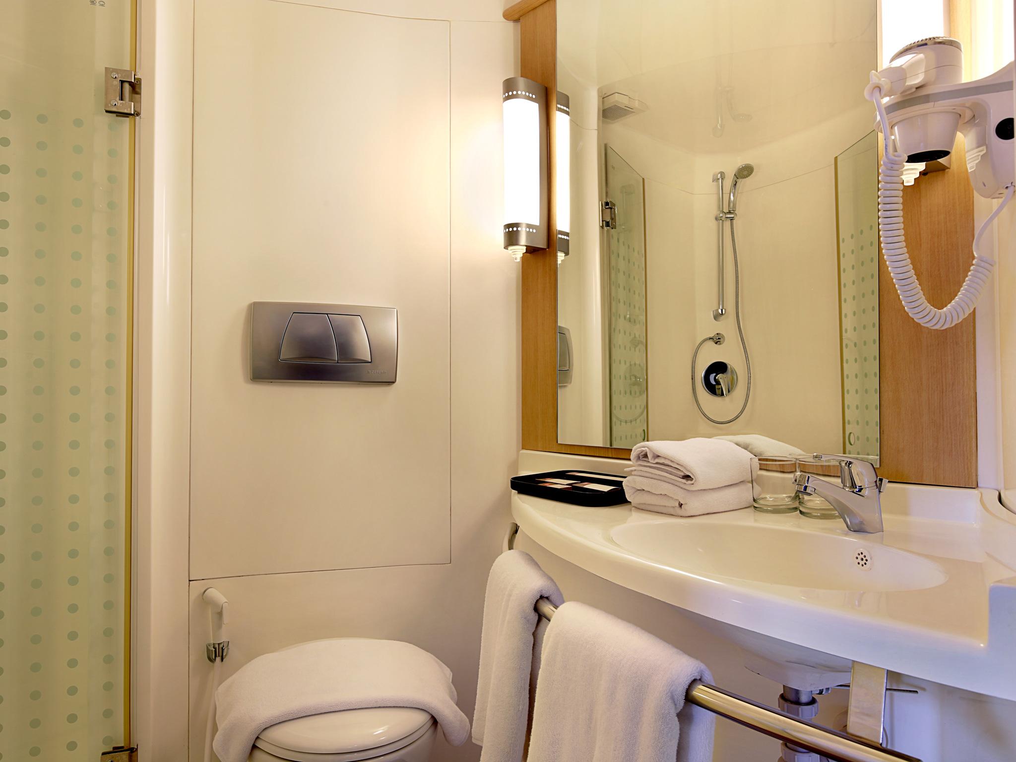 Hotel Ibis Bali Legian Street Extérieur photo