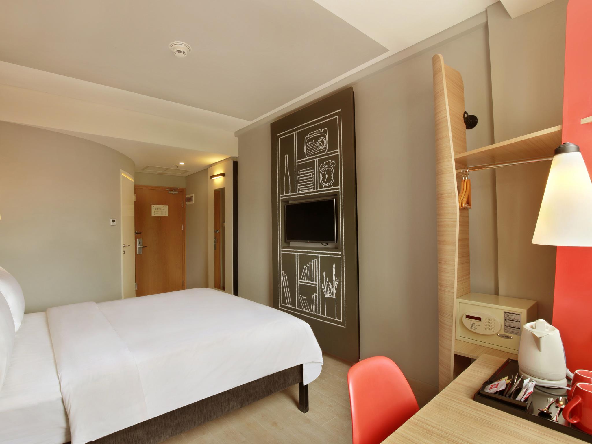 Hotel Ibis Bali Legian Street Extérieur photo
