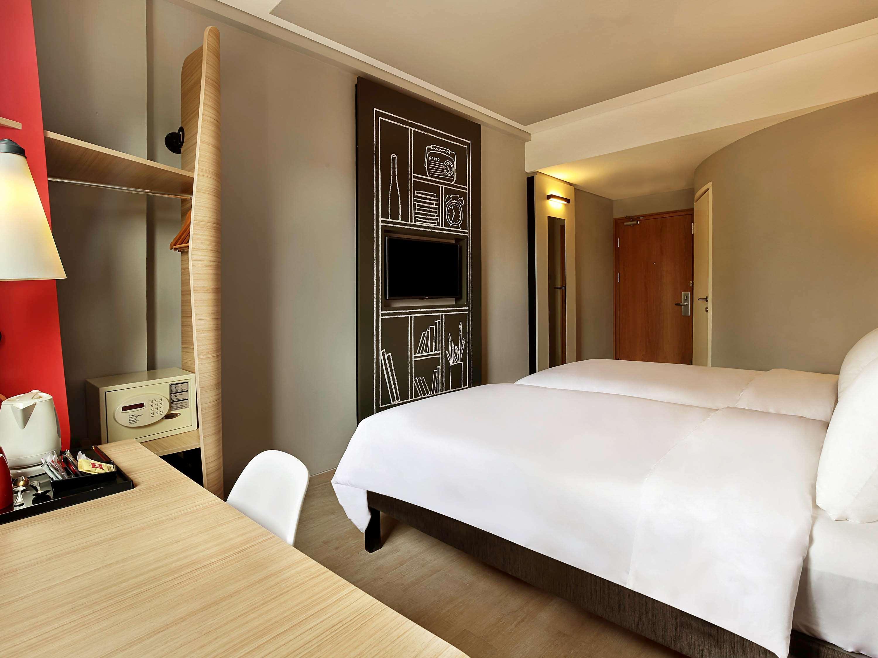 Hotel Ibis Bali Legian Street Extérieur photo